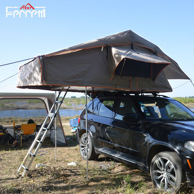4WD Adventure Truck Roof Top Tent com um quarto em estilo de jogo de campo e camuflagem