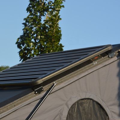 Descubra a tenda perfeita de quatro estações de um quarto de telhado de alumínio pop up