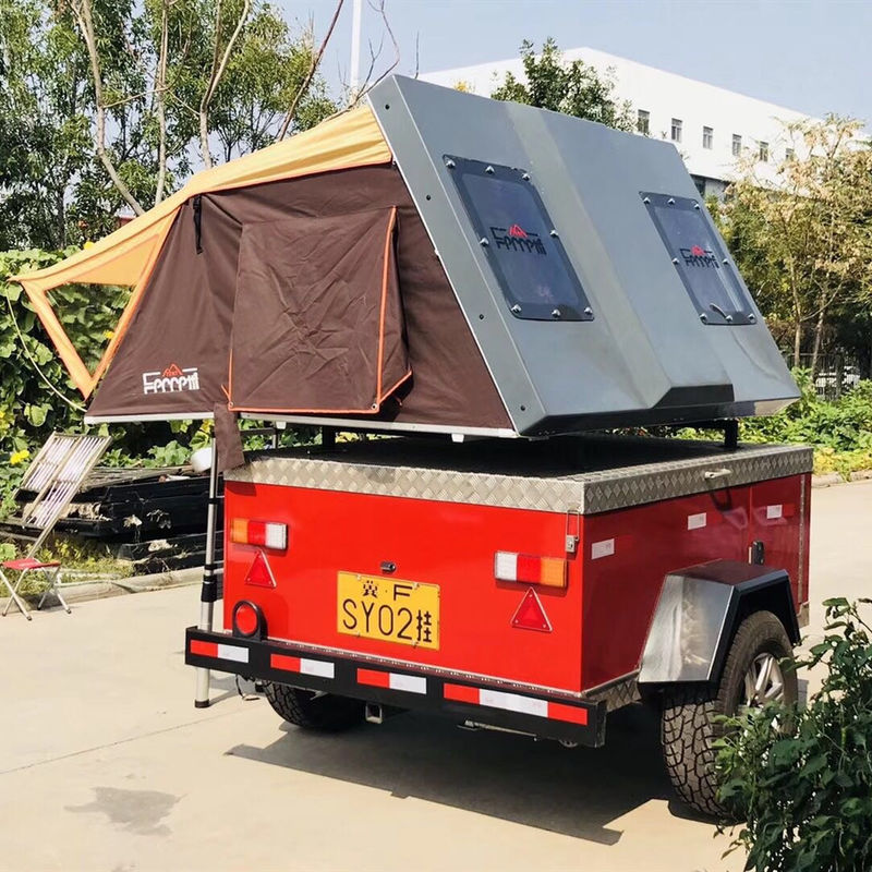 Acampamento ao ar livre Tenda de quatro estações 55KG Tenda de telhado de carro de casca dura para 5 pessoas que se candidatam